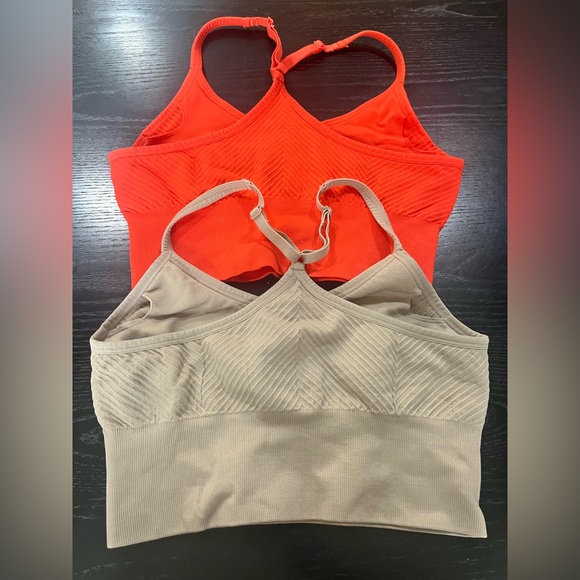 Profit Seamless Sports Bras set of 2 MEDIUM - Picture 3 of 4